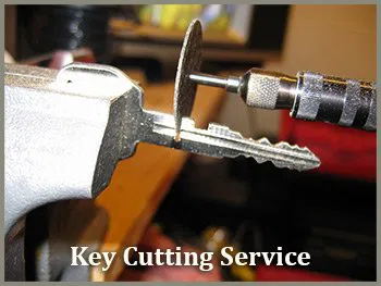 Lincoln Square IL Locksmith Store, Lincoln Square, IL 773-295-0156 - key-cutting